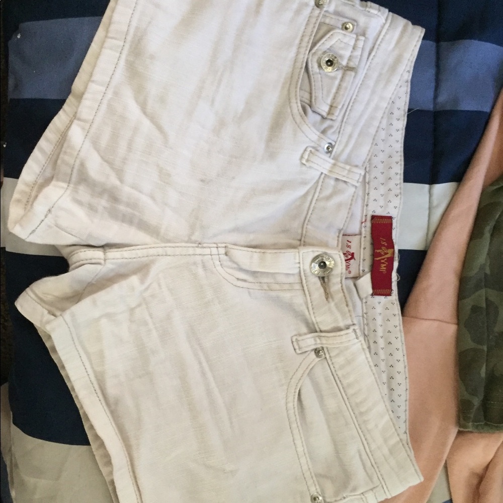 White denim Shorts. Size 7